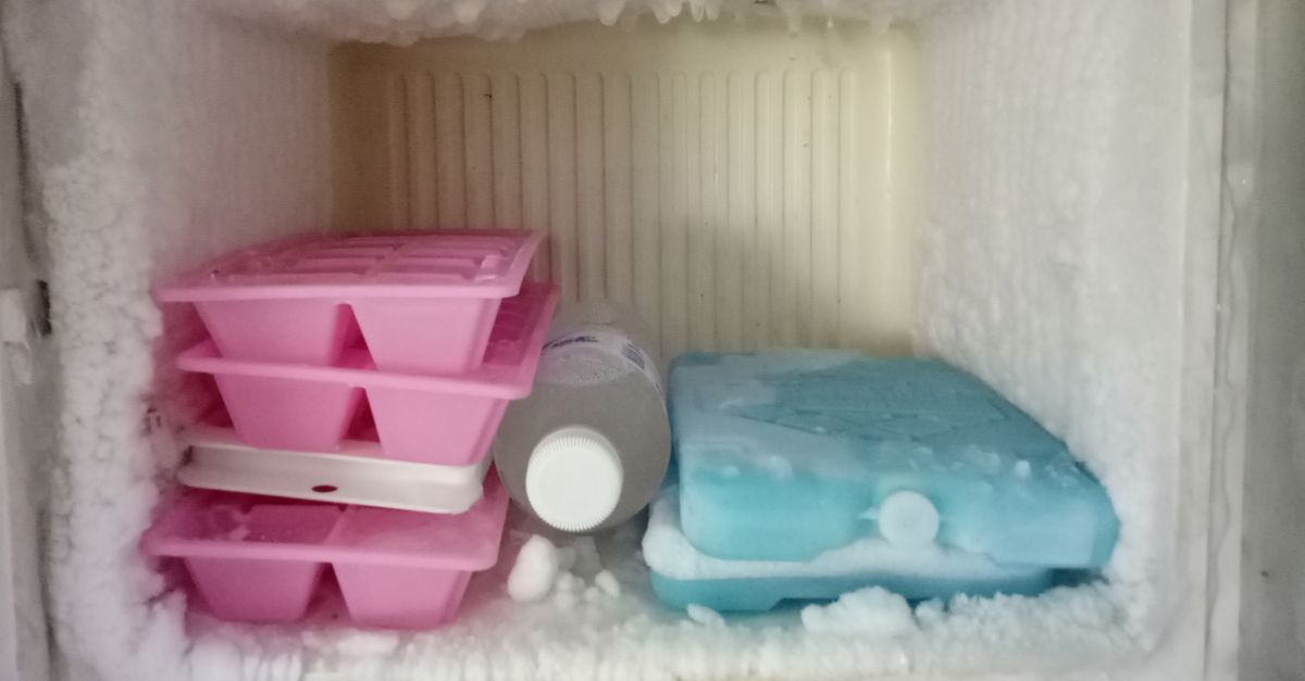 Does a Coin in a Cup of Ice Accurately Tell You If Your Freezer Lost Power? | Snopes.com