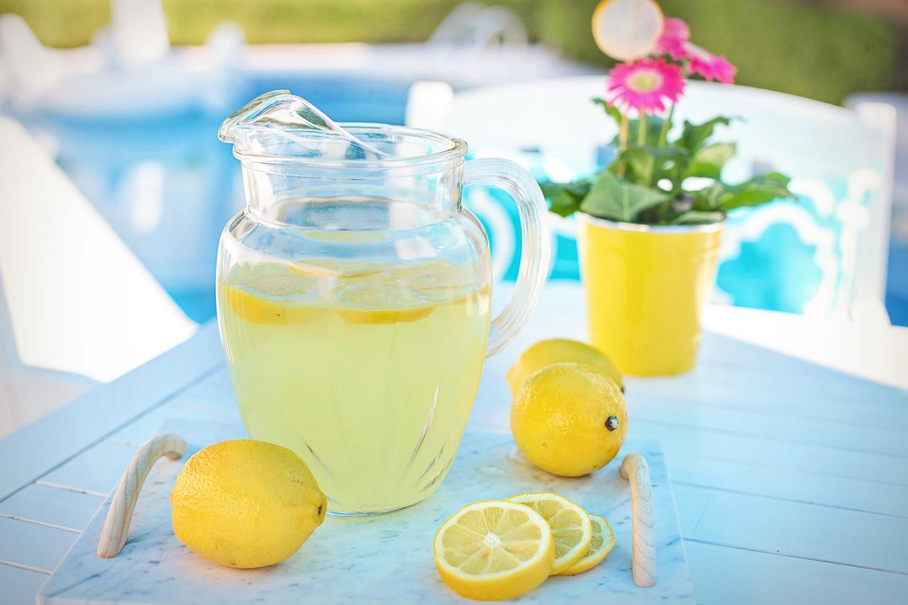 lemonade in a glass